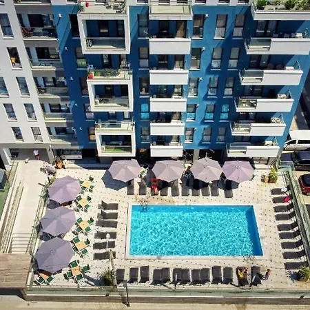 Neo Place 37 By Alezzi Nord10 * Navodari